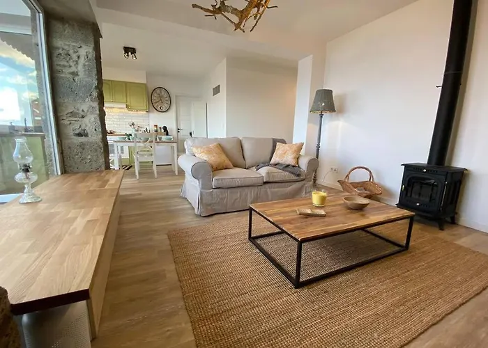 Craftsman's House Дом отдыха *